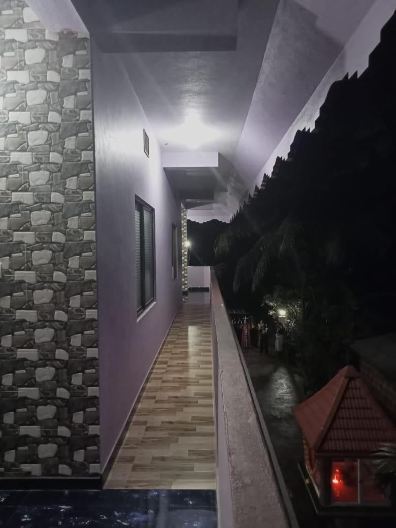 Vian Homestay Honavar Bagian luar foto