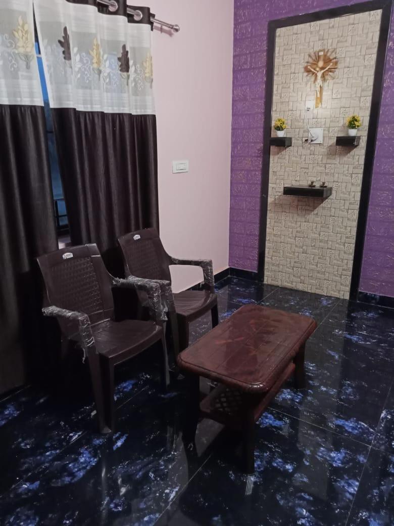 Vian Homestay Honavar Bagian luar foto