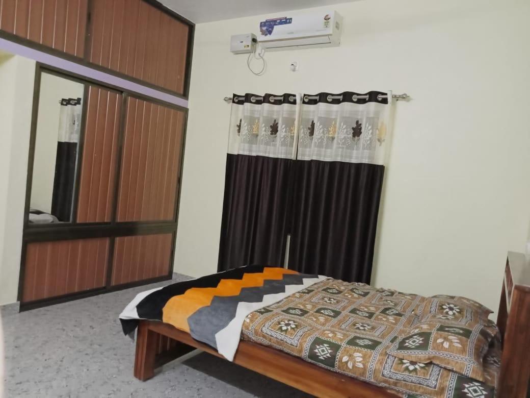Vian Homestay Honavar Bagian luar foto
