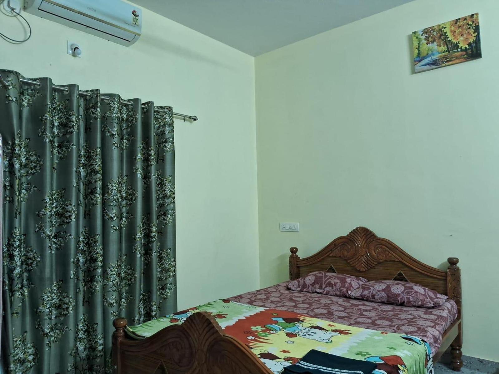 Vian Homestay Honavar Bagian luar foto